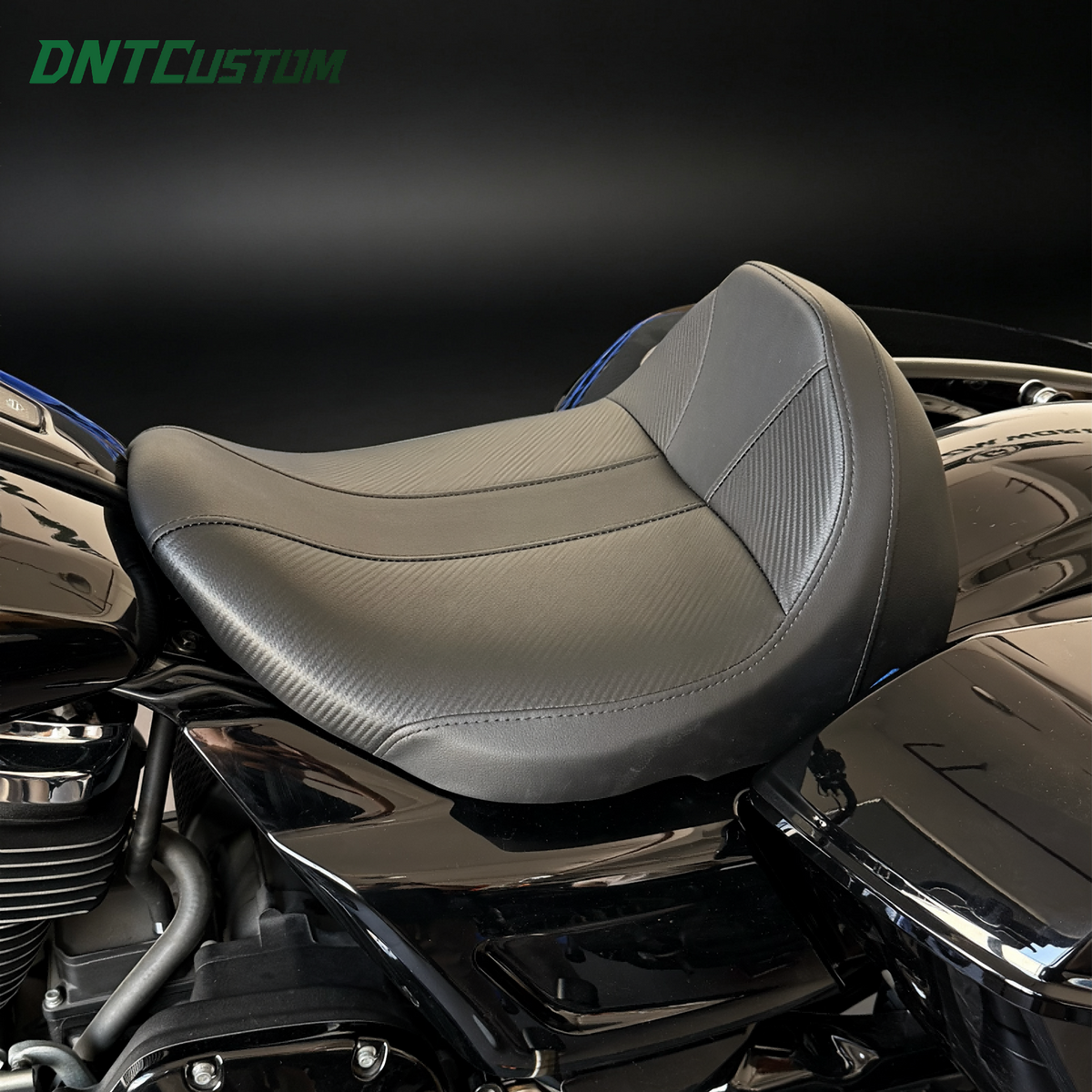Carbon Fiber Peformance Look Sole Seat For 2024+ Road Glide FLTRX FLTRXSE FLTRXSTSE 2024+ Street Glide FLHX FLHXSE4