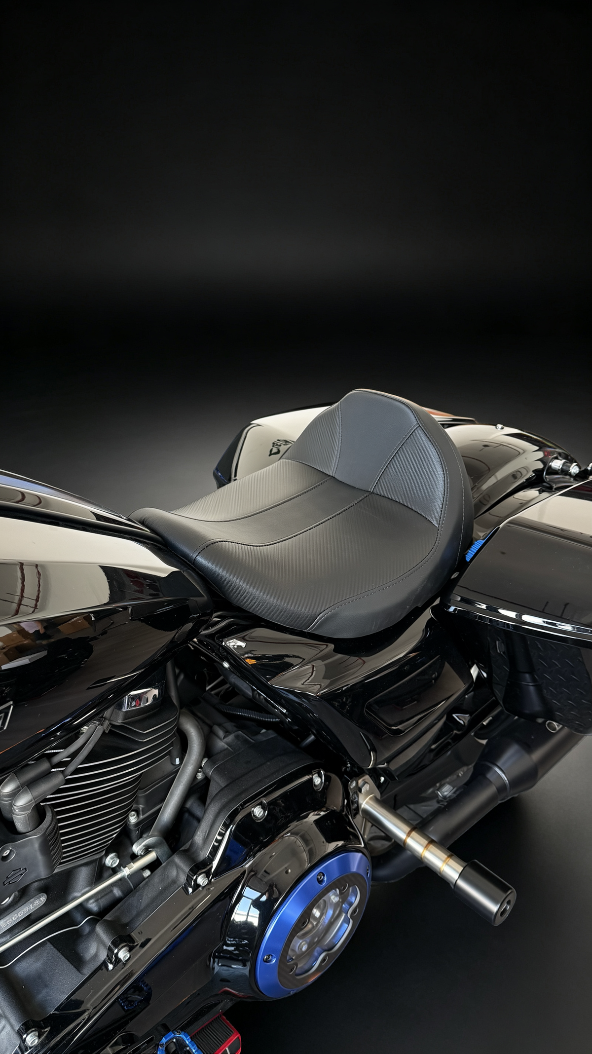 Carbon Fiber Peformance Look Sole Seat For 2024+ Road Glide FLTRX FLTRXSE FLTRXSTSE 2024+ Street Glide FLHX FLHXSE4
